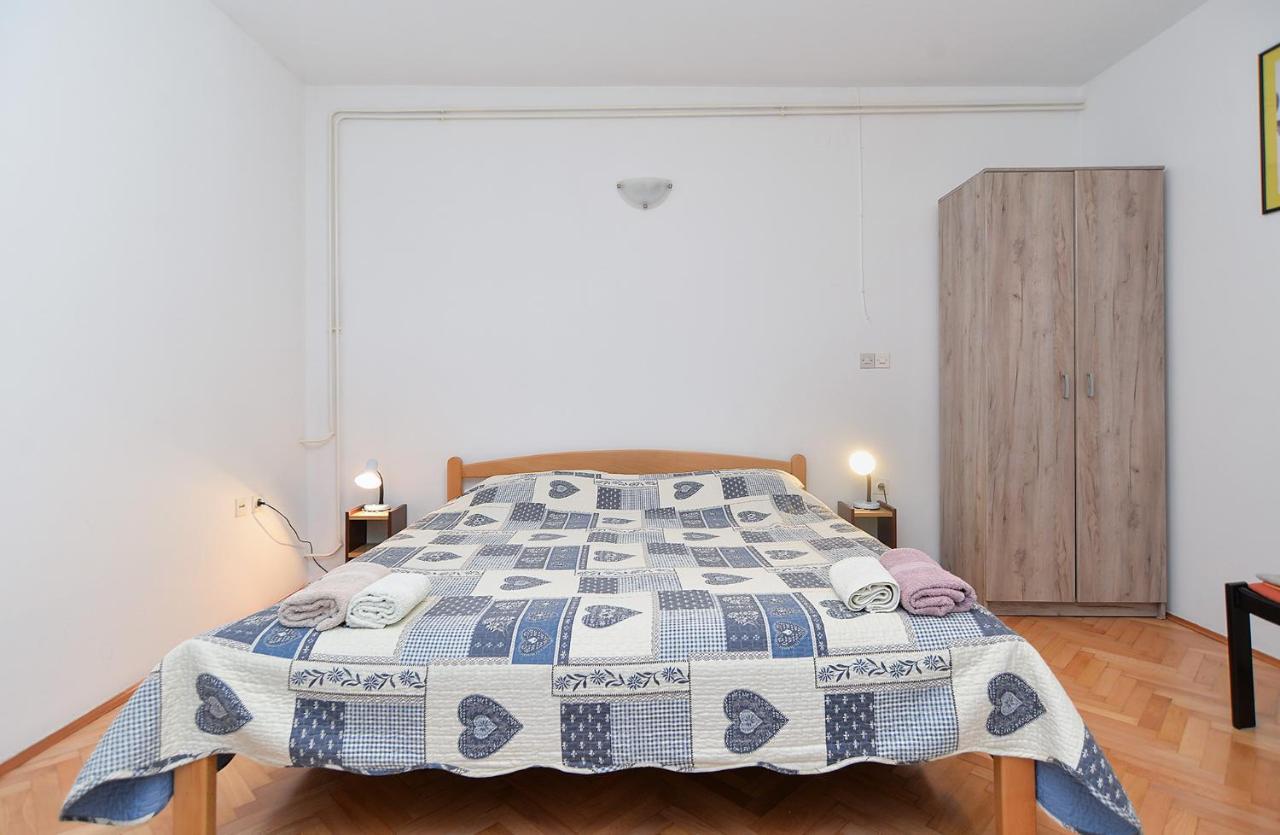 Rooms Veli Vrh 2208 بولا المظهر الخارجي الصورة