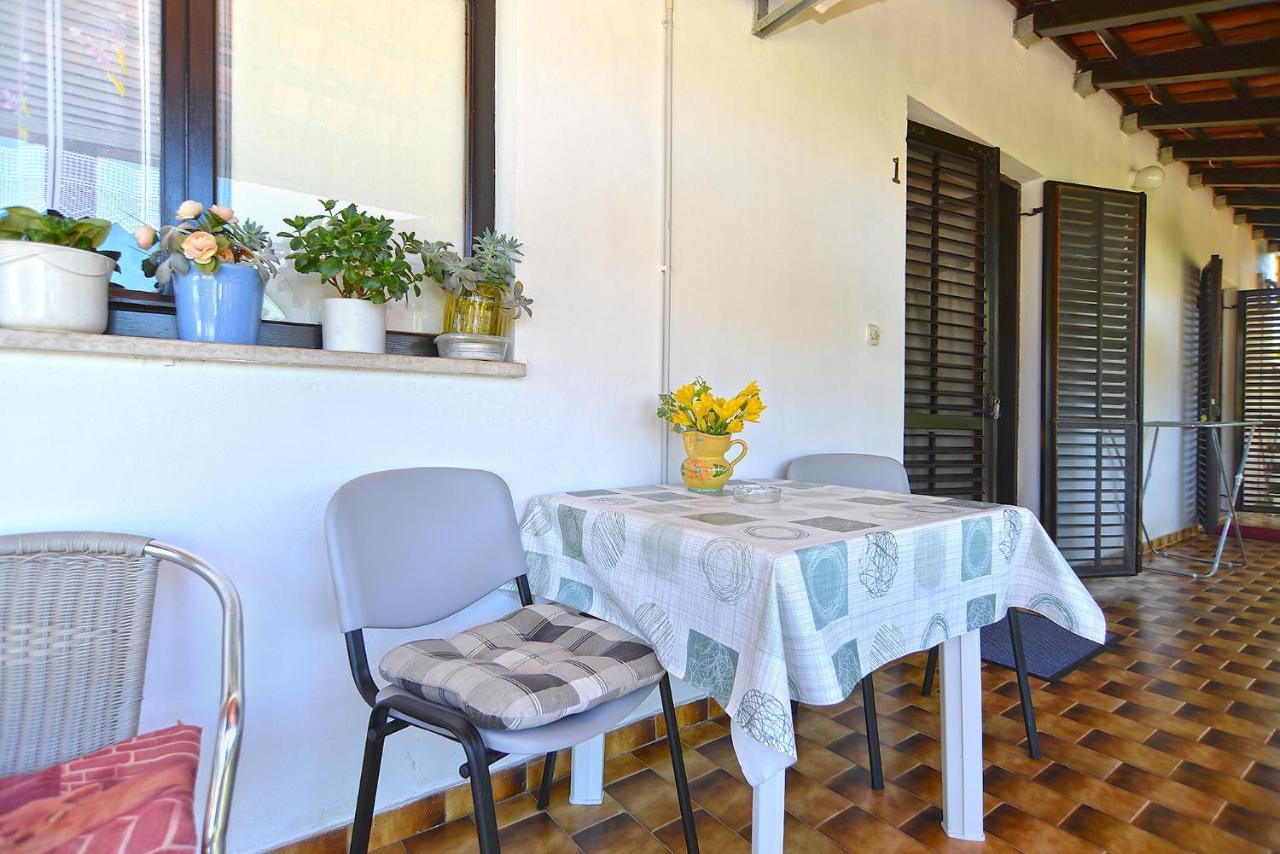 Rooms Veli Vrh 2208 بولا المظهر الخارجي الصورة